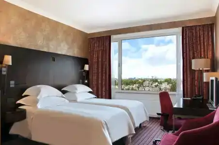 Hilton Amsterdam - 0
