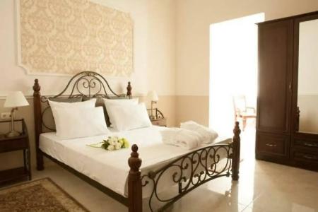 Theatre Boutique Apart-Hotel - 2