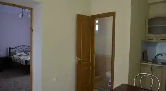 У Эли - 40