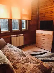 Еловый - 8