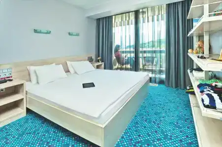 Ялта-Интурист - 8