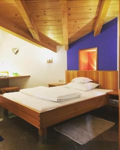 SIMPLE but EXCELLENT - 5