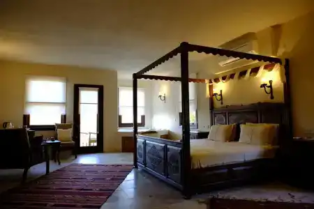 Mandarin & Mango Boutique - 5