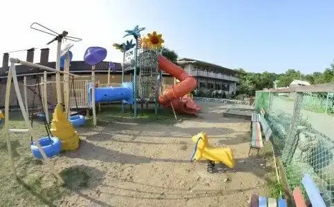 Салун Синема - 28