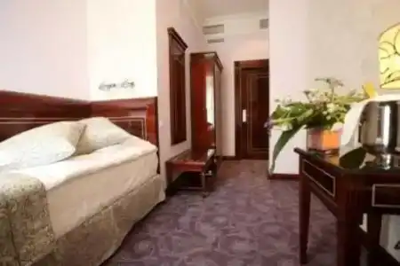 Золотой Треугольник - 12