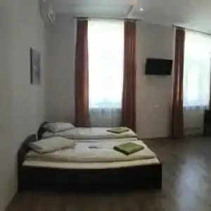 В Центре - 80