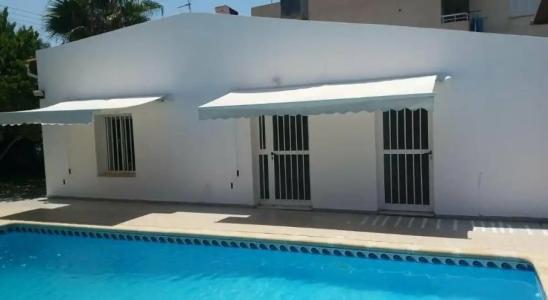 Pool and Garden Home - 0