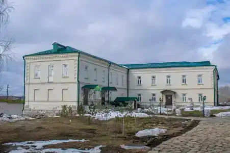 Монастырская трапезная - 4
