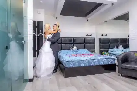 Алекс отель на Жуковского - 8