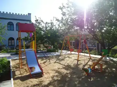 Солнечный дворик