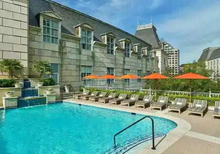Crescent Court - 5