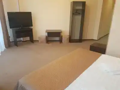 Кремлевский - 98