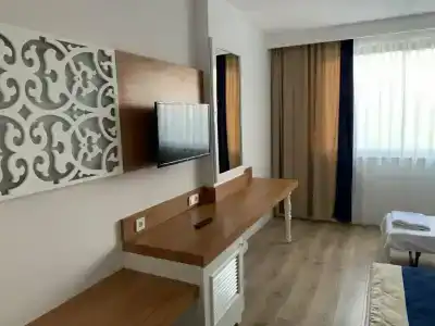 The Sansa & Spa - 20