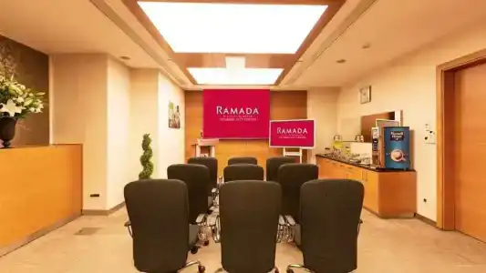 Ramada Plaza By Wyndham Istanbul City Center - 14