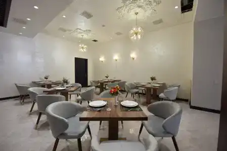 Qushbegi Plaza - 15