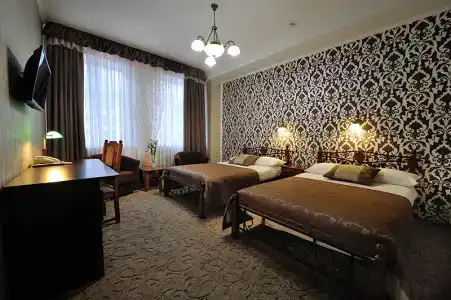 Губернская - 76