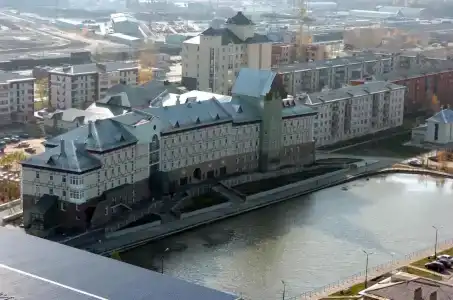 Югорский - 0