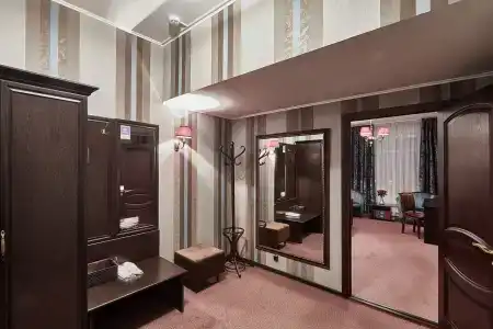 Граф Толстой - 28