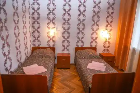 Солнечный - 32