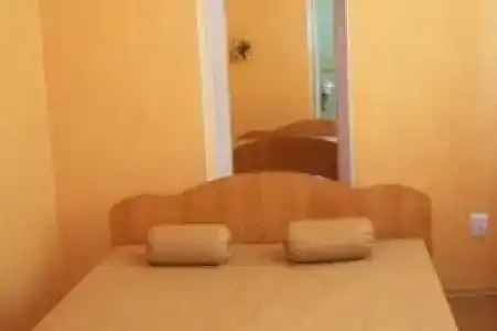 Юнас - 8