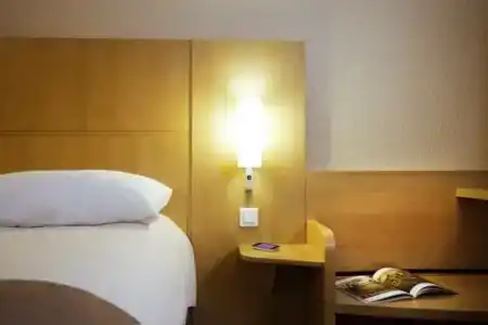 ibis Kiev City Center - 25