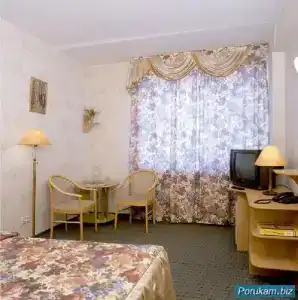 Аллис Холл - 4
