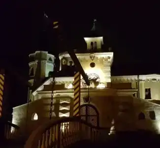 Замок БИП - 8
