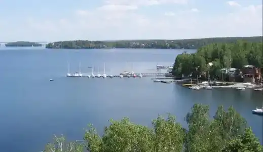 Красный камень - 1