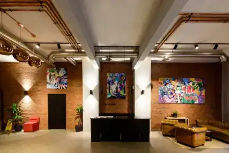 Докландс - 32