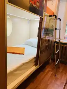 CapsuleCity Hostel - 11