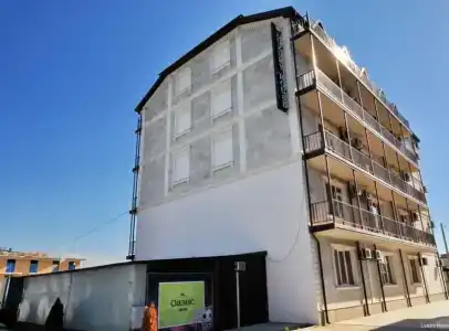 Luxury House - 75