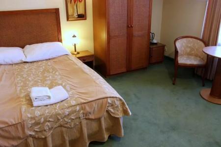 Pod Złotą Różą - 22