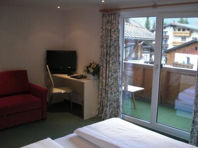 SIMPLE but EXCELLENT - 7