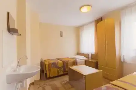 Золотая Бухта - 77