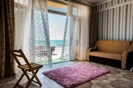 Приморец - 13