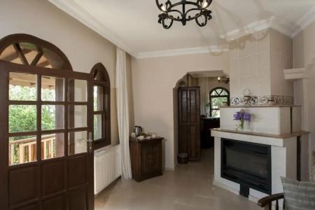 Mandarin & Mango Boutique - 16