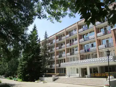 Фрунзенец - 0