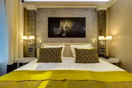 Золотой Треугольник - 10