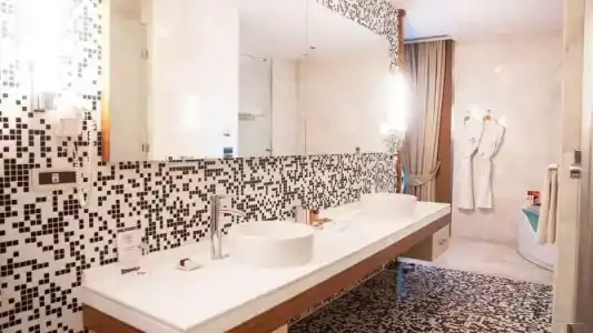 Ramada Plaza By Wyndham Istanbul City Center - 24