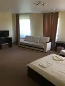 Кремлевский - 73