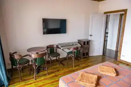Surf House - 11