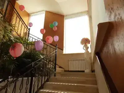 Гостиный дворик - 1