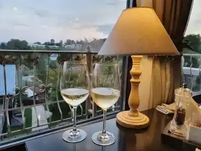 Левитанъ - 50