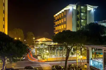 Ambasciatori - 12