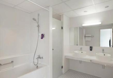 Park Inn by Radisson Meriton Conference & Spa Tallinn - 36