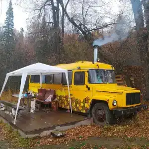 Автобус в лесу - 5