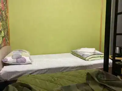 У трёх вышек - 38