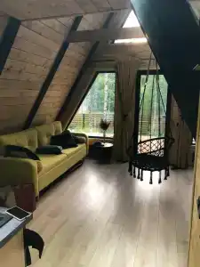 Треугольный домик в лесу с горячей купелью - 42