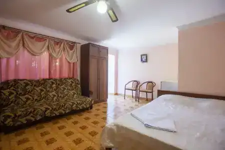 Крымский - 22