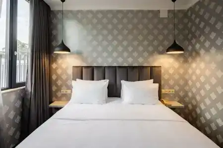 Day Inn - 18